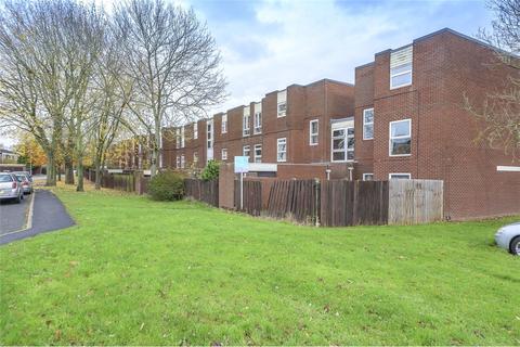68 Beaconsfield, Brookside, Telford, TF3 1NQ