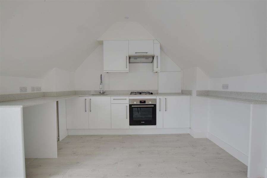 HASTINGS, ST LEONARDS, SAINT... 2 bed flat £1,000 pcm (£231 pw)