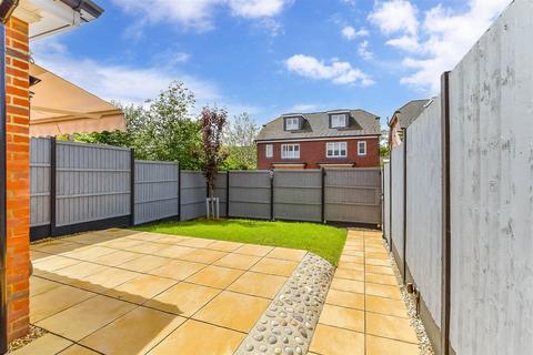 2 Beacon Close, Rottingdean, Brighton, BN2 7FY