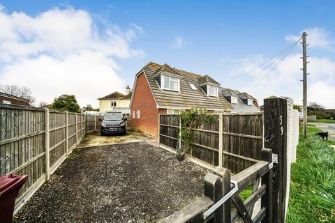 3 bedroom detached house for sale - Grove Road, Selsey