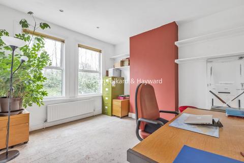 38 Springbank Road, London, SE13 6SN