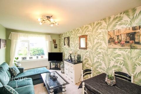 2 bedroom flat for sale - Queensway Court, Kilnhouse Lane, Lytham St. Annes, FY8