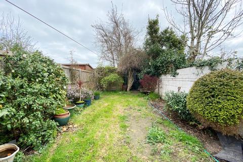 5 Devon Avenue, Walmer, Deal, CT14 7SE