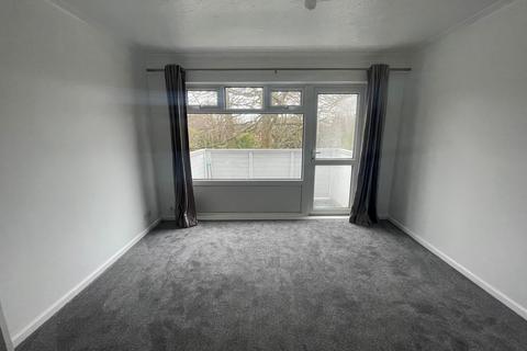 2 bedroom flat to rent, West End Road Fir Tree Court  UNFURNISHED