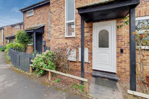 7 Headway Close, Richmond, TW10 7YW