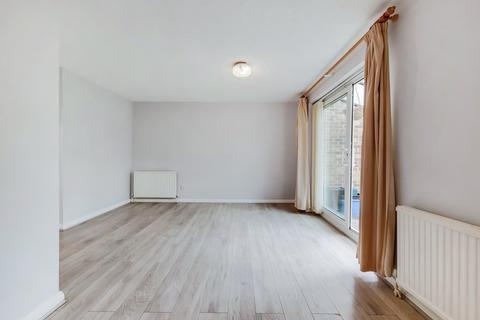7 Headway Close, Richmond, TW10 7YW