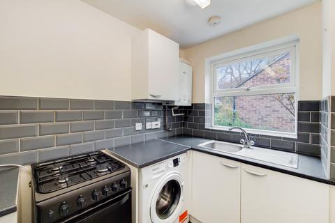 7 Headway Close, Richmond, TW10 7YW
