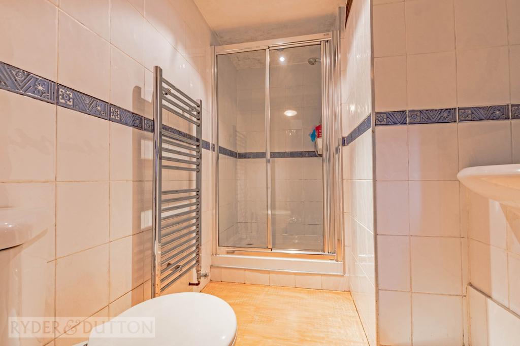 Barn Shower Room