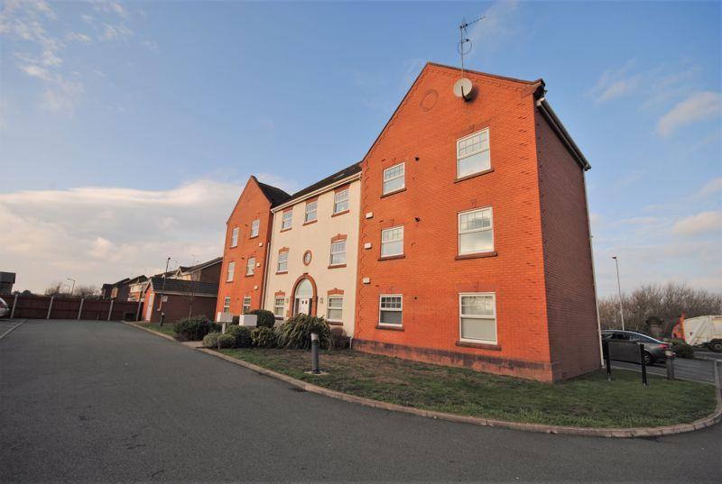 Leasowe Road, Moreton 2 bed apartment £115,000