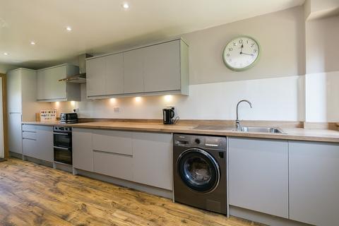 43 Firrhill Crescent, Edinburgh, EH13 9EW