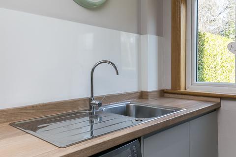 43 Firrhill Crescent, Edinburgh, EH13 9EW