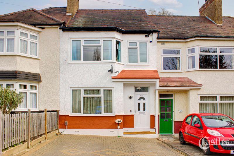 Norfolk Avenue, London, N13 3 bed terraced house £525,000
