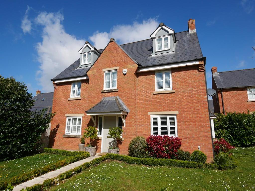 Heol Neuadd Cogan, Penarth 5 bed detached house £665,000