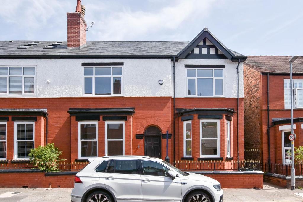 St. Malo Road, Whitley, Wigan, WN1 2PN 4 bed semidetached house £375,000