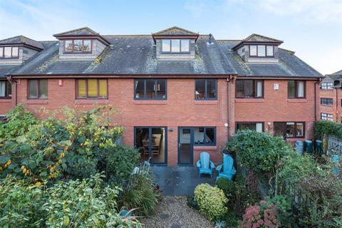 4 bedroom terraced house for sale - Old Mill Close, Exeter