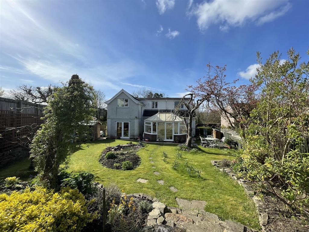Woodview Terrace, Bryncoch, Neath 4 bed detached house £425,000