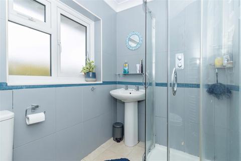 123 Limbrick Lane, Goring By Sea, Worthing, BN12 6AQ