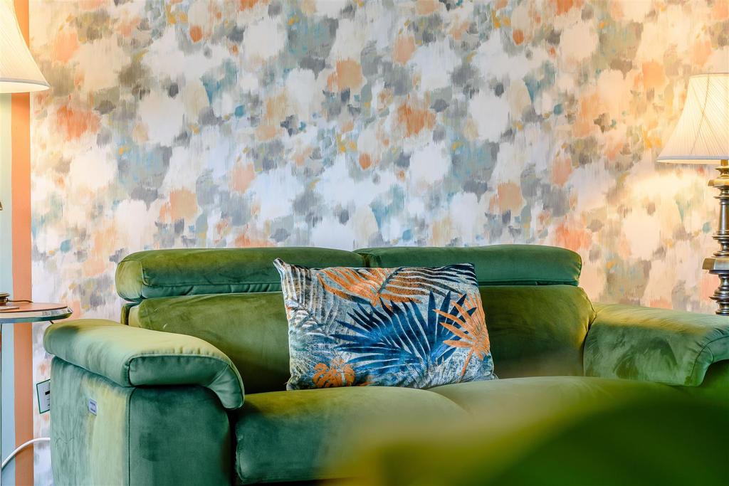 8499036-Interior08.jpg