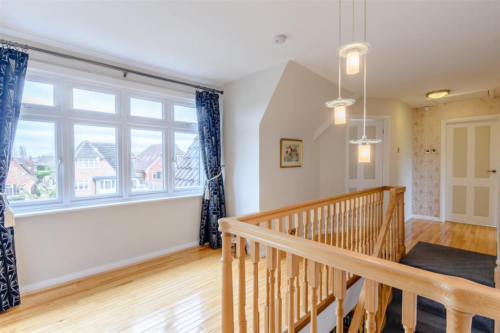 8499036-Interior27.jpg