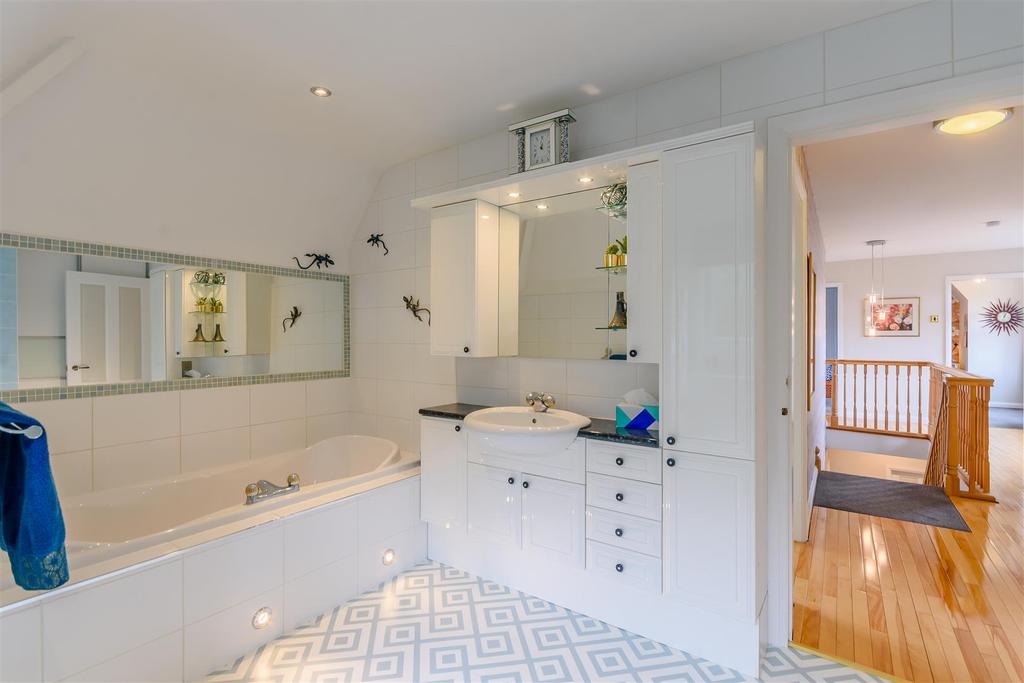 8499036-Interior36.jpg