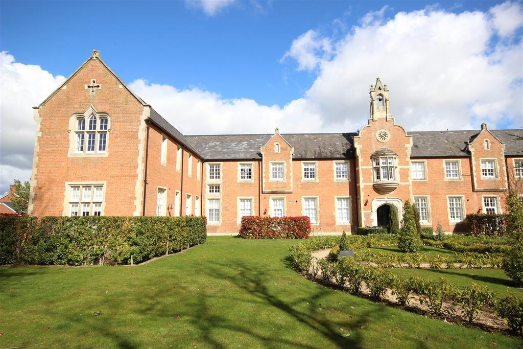 Atkinson Way, Beverley 2 bed apartment for sale £335,000