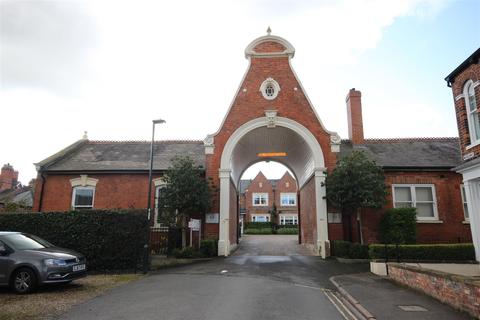 15 Atkinson Way, Beverley, HU17 8FT