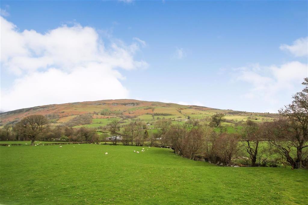 Penybontfawr 3 bed detached house for sale £395,000
