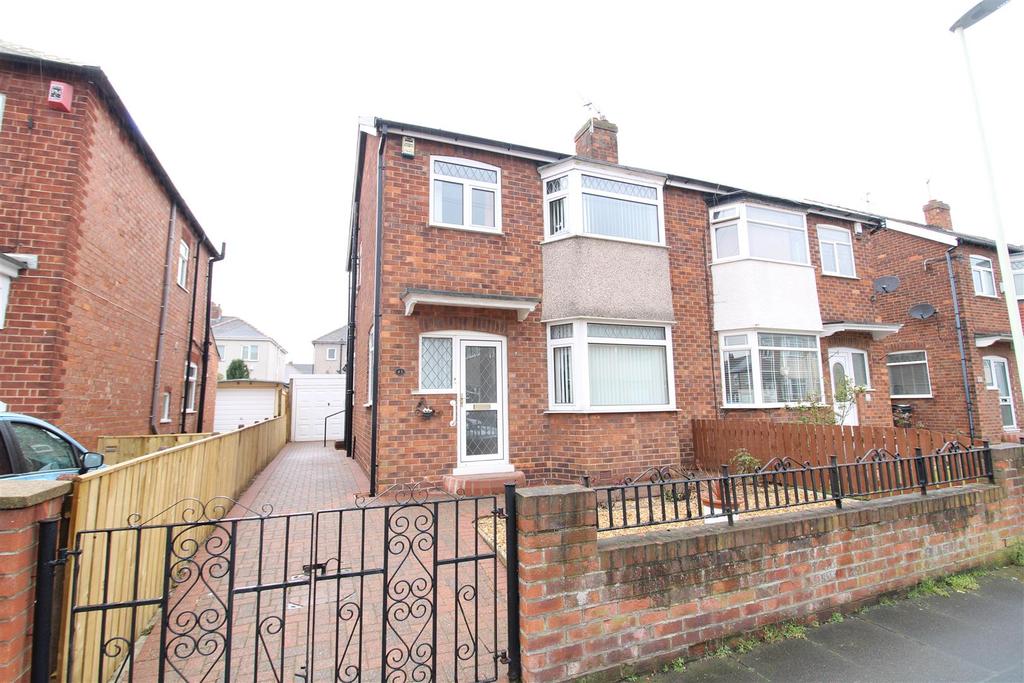 Marina Road, Darlington 3 bed semidetached house for sale £145,000