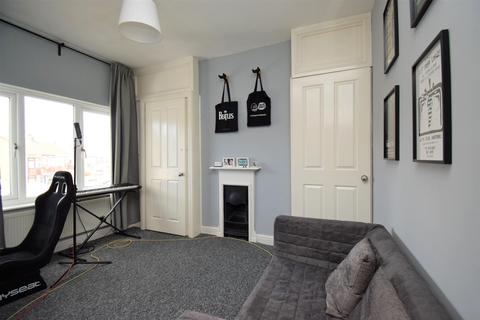 984 Hessle Road, Hull, HU4 7AL