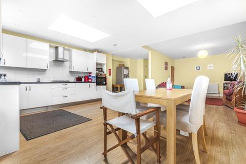 4 bedroom house to rent - Pendennis Road Streatham Hill SW16