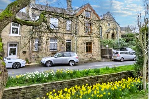 2 bedroom cottage to rent, Beckside, Carleton BD23