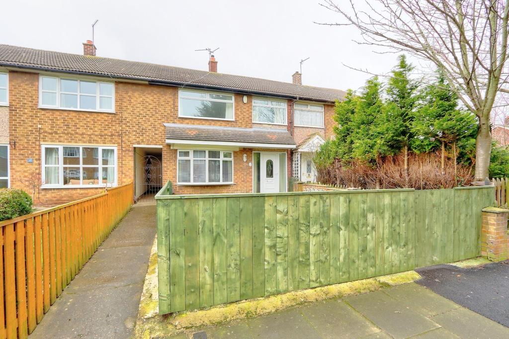 Lealholm Walk, Grangetown, TS6 3 bed terraced house £90,000