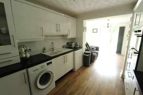 66 Catharine Close, Chafford Hundred, Grays, RM16 6QH