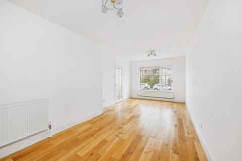7 Ferrymead Drive, Greenford, UB6 9TS