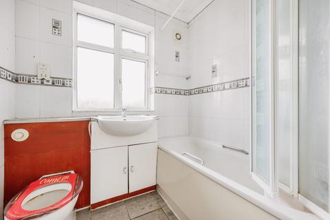 7 Ferrymead Drive, Greenford, UB6 9TS