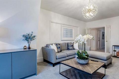4 bedroom apartment to rent, Park Road, St Johns Wood