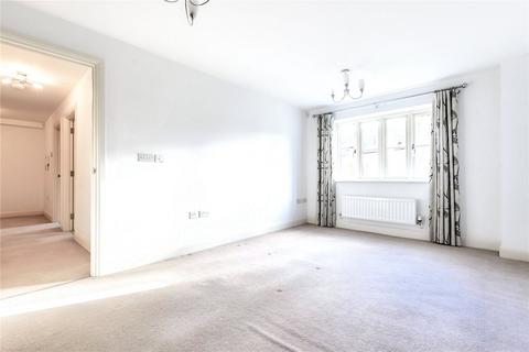 2 bedroom apartment to rent, Cross Close, Cirencester, GL7