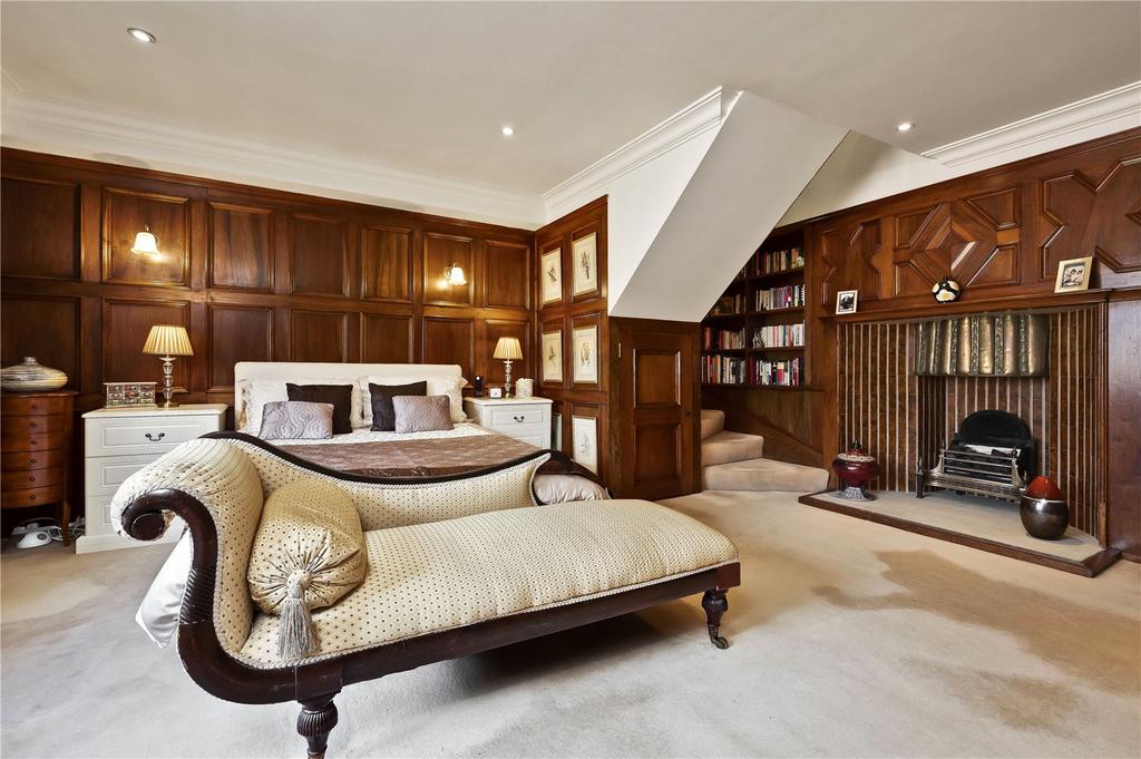 Main Bedroom
