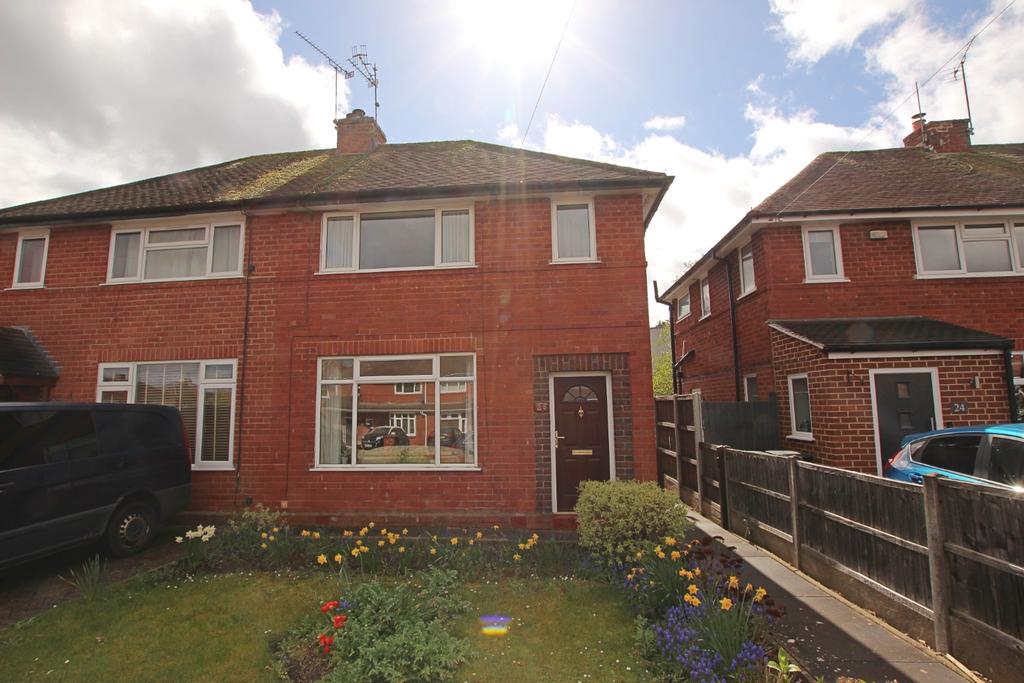 Gilmour Crescent, Worcester, Worcestershire, WR3 7PH 3 bed semi