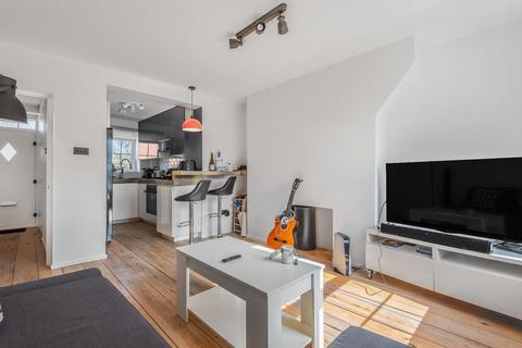 Flat 16, Telford House Tiverton Street, London, SE1 6NY