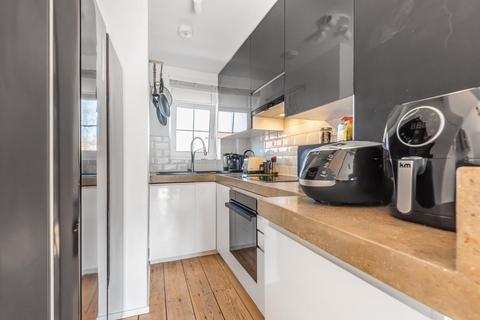 Flat 16, Telford House Tiverton Street, London, SE1 6NY