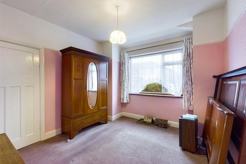 11 Ashford Crescent, Ashford, TW15 3EE