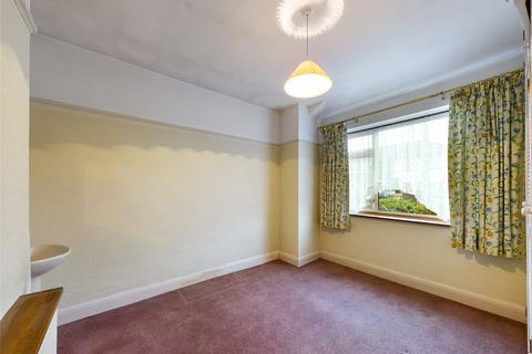 11 Ashford Crescent, Ashford, TW15 3EE
