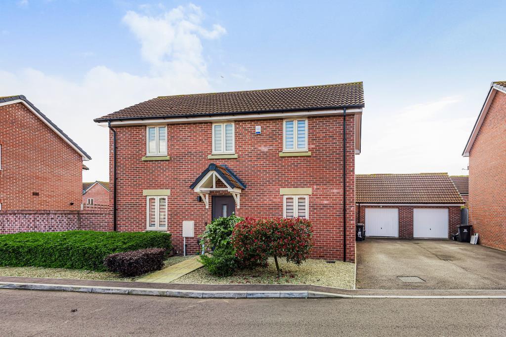 Blunsdon St Andrew, Swindon, SN25 4 bed detached house £1,800 pcm (£