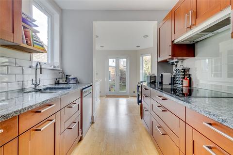 4 bedroom house to rent, Thurleigh Avenue, SW12
