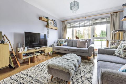 11, Mount Court Crescent Road, Kingston Upon Thames, KT2 7RQ