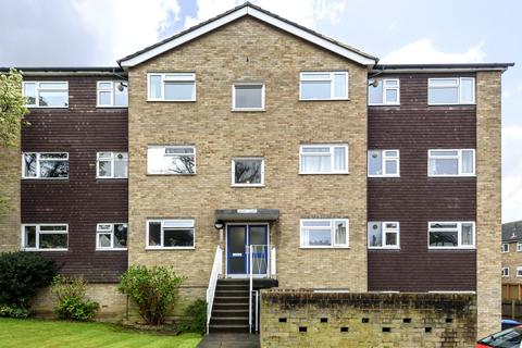 11, Mount Court Crescent Road, Kingston Upon Thames, KT2 7RQ