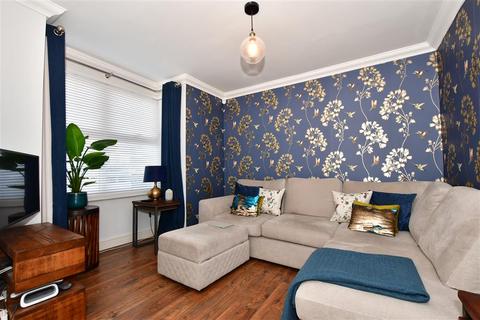 Grosvenor, 8 Cecil Road, Gravesend, DA11 7DG