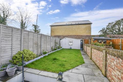 Grosvenor, 8 Cecil Road, Gravesend, DA11 7DG