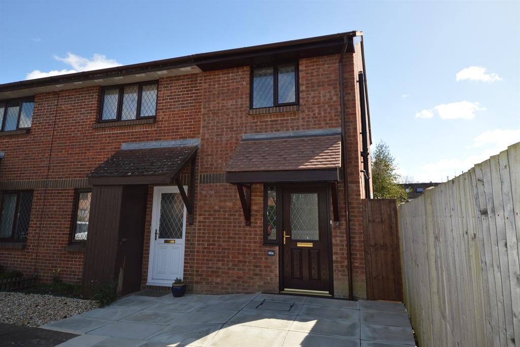 Drum Mead, Petersfield, GU32 1 bed semidetached house £925 pcm (£213 pw)